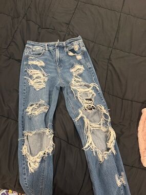 American Eagle Outfitters Distressed Light Blue Boyfriend Jeans